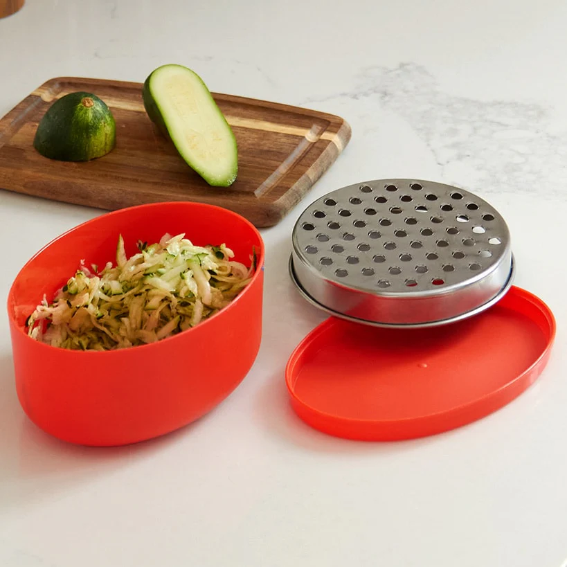 Cheese Grater with Storage Container - Image 4