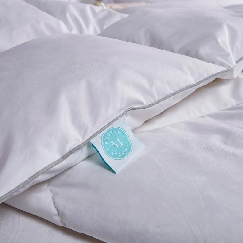 Martha Stewart Goose Down and Feather Comforter - Image 4