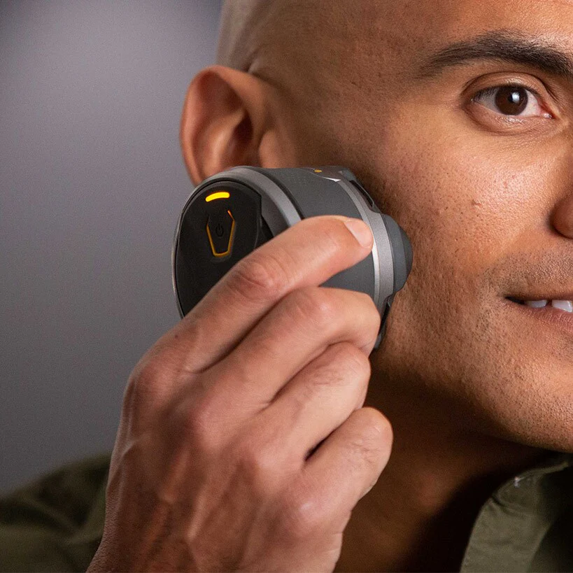 Microtouch Titanium Head Shaver With 5 Flexible Heads Cordless - Image 7