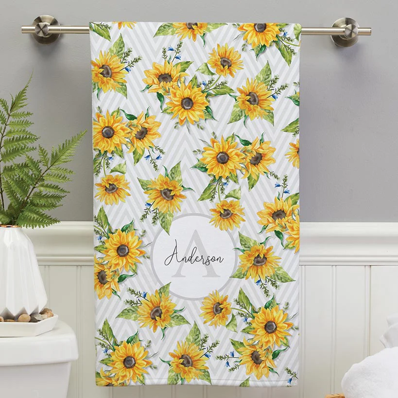 Personalized Sunflower Pattern Towels and Bath Mat - Image 3