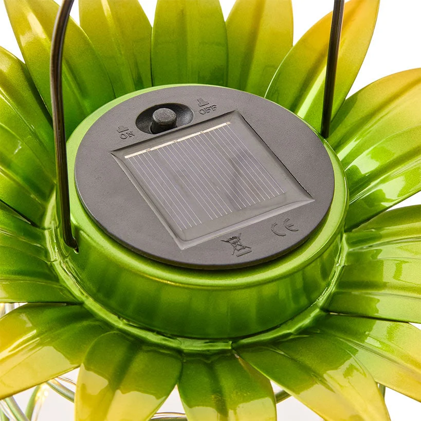 Pineapple LED Solar Garden Light - Image 3
