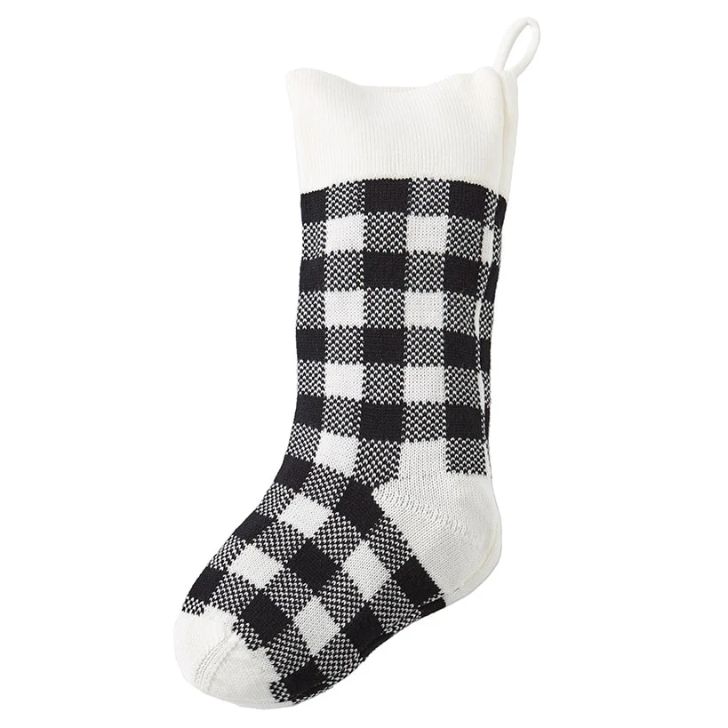 Plaid Holiday Decor - Image 4