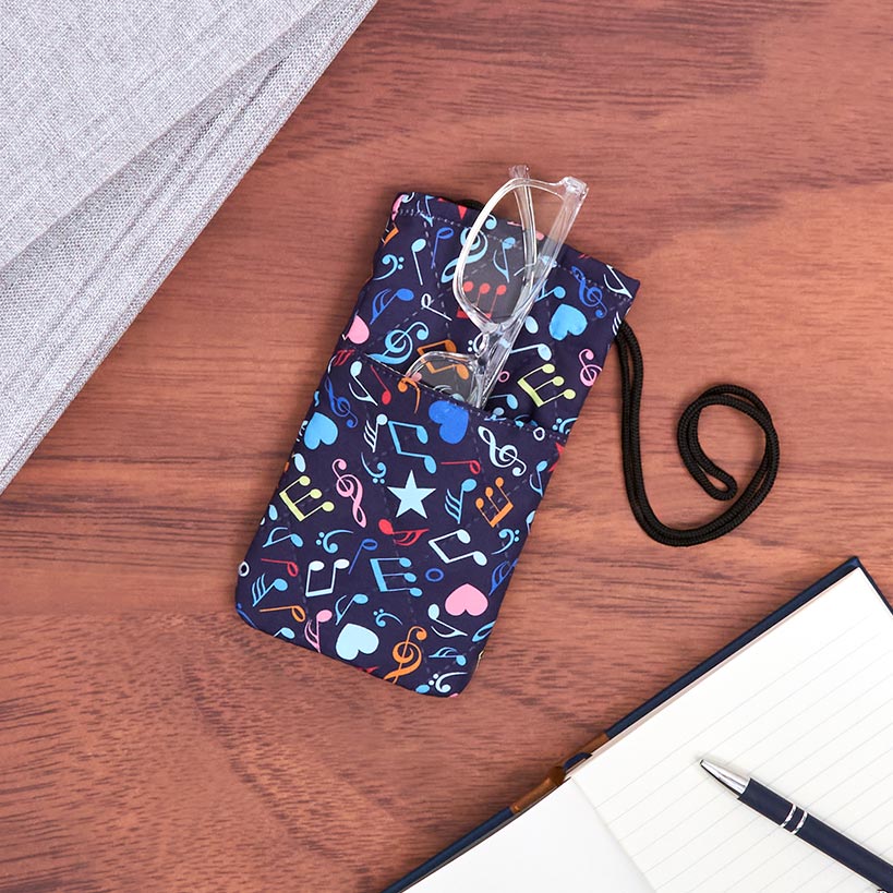 Quilted Glasses Case on a String - Image 3